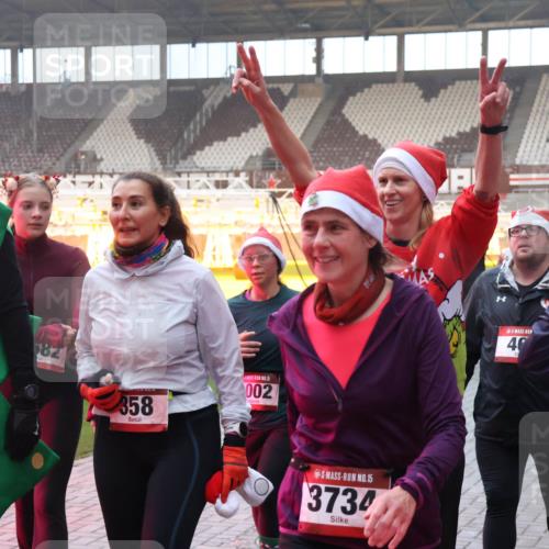 07.12.2025 - St. Pauli X-Mass-Run No. 15 Luisa Fischer http://msf.ph/oto/9378344 07.12.2025 10:04:18 Ziel 15, 2167, 582, 358, 5, 002, 15, 3734, 40, 215, 185, 213, 214, 358, 399, 626, 628, 709, 940, 984, 1023, 1027, 1028, 1263, 1264, 1307, 1394, 1425, 1484, 1486, 1506, 1888, 1906, 2002, 2110, 2112, 2366, 2380, 3198, 3334, 3337, 3340, 3359, 3519, 3734, 4151, 4193, 4239, 4660, 4667, 4679, 4680 meine-sportfotos.de