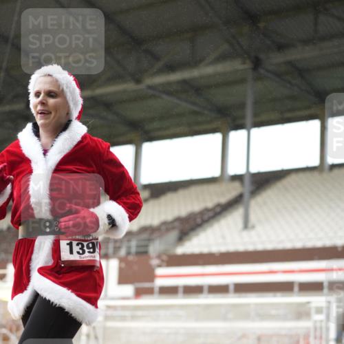 07.12.2025 - St. Pauli X-Mass-Run No. 15 Patografie http://msf.ph/oto/9378417 07.12.2025 10:10:10 Ziel 962, 1399, 1732, 4358, 4507 meine-sportfotos.de
