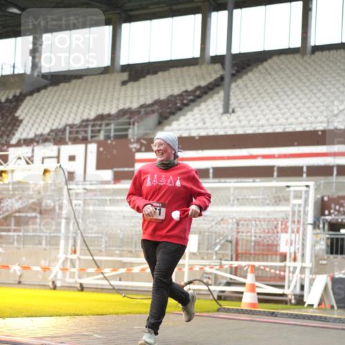 07.12.2025 - St. Pauli X-Mass-Run No. 15 Patografie http://msf.ph/oto/9378452 07.12.2025 10:10:23 Ziel 550, 962, 964, 1399, 1571, 2083, 2087, 4358, 4507 meine-sportfotos.de