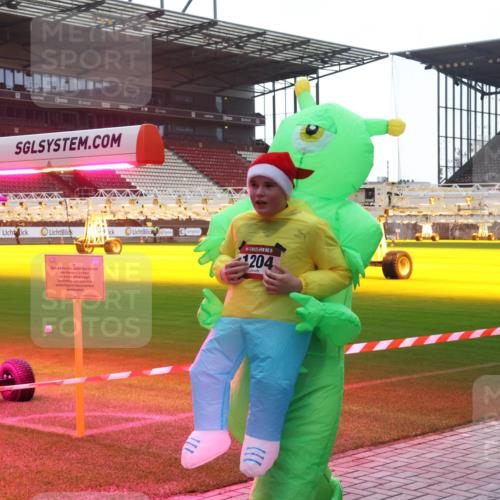 07.12.2025 - St. Pauli X-Mass-Run No. 15 Luisa Fischer http://msf.ph/oto/9378523 07.12.2025 10:30:12 Ziel 15, 1204, 1201, 10, 423, 426, 450, 458, 1039, 1090, 1091, 1198, 1201, 1204, 1209, 1373, 1548, 1550, 1669, 1677, 1842, 2001, 2369, 2878, 3080, 3115, 3468, 3469, 3470, 3494, 3497, 3516, 3517, 4007, 4009, 4126, 4264, 4266, 4293, 4296, 4440, 4472, 4476, 4531, 4533, 4534, 4546, 4695 meine-sportfotos.de