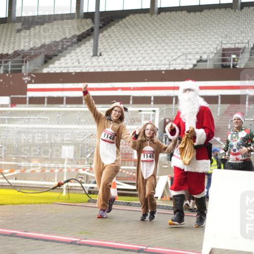 07.12.2025 - St. Pauli X-Mass-Run No. 15 Patografie http://msf.ph/oto/9378603 07.12.2025 10:10:53 Ziel 57, 979, 983, 1148, 1149, 1150, 1426, 1768, 1929, 1935, 2530, 4885 meine-sportfotos.de