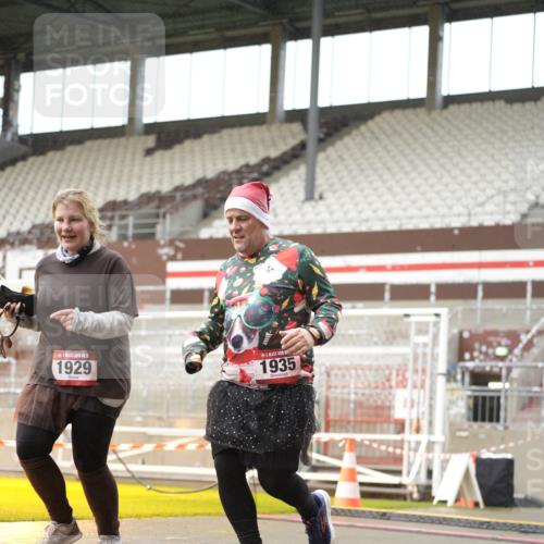 07.12.2025 - St. Pauli X-Mass-Run No. 15 Patografie http://msf.ph/oto/9378664 07.12.2025 10:10:55 Ziel 57, 979, 983, 1148, 1149, 1150, 1426, 1929, 1935, 2530 meine-sportfotos.de