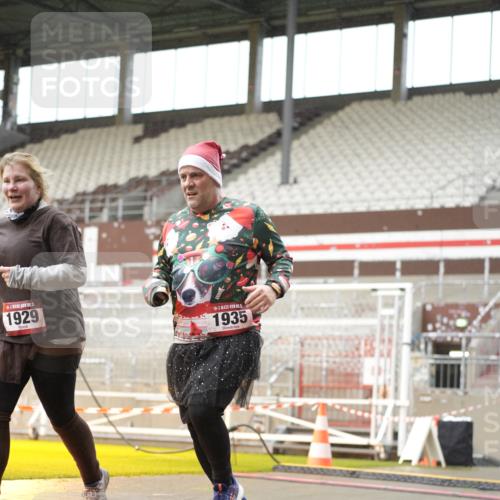 07.12.2025 - St. Pauli X-Mass-Run No. 15 Patografie http://msf.ph/oto/9378670 07.12.2025 10:10:55 Ziel 57, 979, 983, 1148, 1149, 1150, 1426, 1929, 1935, 2530 meine-sportfotos.de