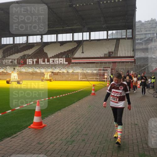 07.12.2025 - St. Pauli X-Mass-Run No. 15 Fabian Wolf http://msf.ph/oto/9378969 07.12.2025 10:07:22 Ziel 256, 265, 272, 517, 657, 685, 716, 767, 1187, 1234, 2983, 3414 meine-sportfotos.de