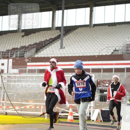 07.12.2025 - St. Pauli X-Mass-Run No. 15 Patografie http://msf.ph/oto/9378977 07.12.2025 10:11:56 Ziel 756, 1389, 1687, 1688, 1833, 2177, 2906, 3761, 3767, 3870, 3932, 3935, 4658 meine-sportfotos.de