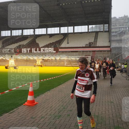 07.12.2025 - St. Pauli X-Mass-Run No. 15 Fabian Wolf http://msf.ph/oto/9378998 07.12.2025 10:07:23 Ziel 256, 265, 272, 517, 657, 685, 716, 767, 1187, 1234, 2983 meine-sportfotos.de