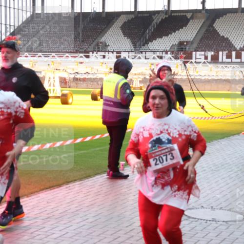 07.12.2025 - St. Pauli X-Mass-Run No. 15 Luisa Fischer http://msf.ph/oto/9379003 07.12.2025 10:31:59 Ziel 45, 2073, 181, 4412, 343, 1545, 1818, 2073, 2171, 2172, 2352, 2418, 2540, 2541, 2914, 3806, 3808, 3889, 3895, 3896, 3897, 3969, 4412, 4467, 4484, 4495, 4504, 4518, 4519, 4520 meine-sportfotos.de