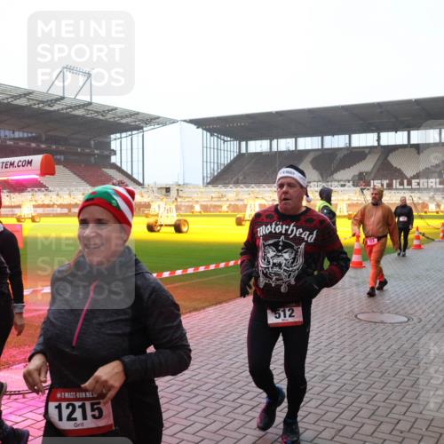 07.12.2025 - St. Pauli X-Mass-Run No. 15 Luisa Fischer http://msf.ph/oto/9379205 07.12.2025 10:06:14 Ziel 45, 1215, 512, 2, 3, 54, 123, 148, 180, 363, 385, 424, 468, 512, 543, 668, 676, 805, 834, 945, 950, 1121, 1215, 1222, 1316, 1374, 1661, 1788, 1789, 1791, 2756, 2757, 2894, 2968, 3093, 3172, 3196, 3231, 3386, 3812, 3814, 3857, 3859, 3877, 4036, 4194, 4195, 4235, 4236, 4237, 4246, 4251, 4552, 4555, 4556, 4558, 4559, 4560 meine-sportfotos.de