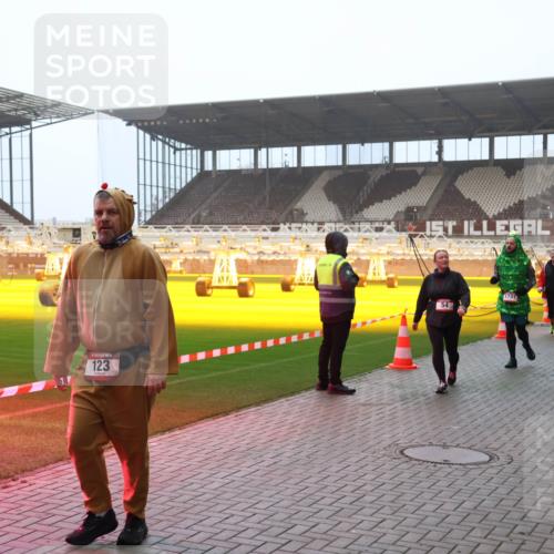 07.12.2025 - St. Pauli X-Mass-Run No. 15 Luisa Fischer http://msf.ph/oto/9379234 07.12.2025 10:06:18 Ziel 123, 16, 1, 2, 3, 54, 123, 127, 148, 180, 363, 385, 424, 468, 512, 668, 676, 805, 834, 945, 950, 967, 969, 1215, 1222, 1316, 1374, 1788, 1789, 1791, 2756, 2757, 2894, 2968, 3093, 3172, 3196, 3231, 3812, 3814, 3857, 3859, 3877, 4194, 4195, 4235, 4236, 4237, 4246, 4251, 4552, 4555, 4556, 4558, 4559, 4560, 4670, 4676 meine-sportfotos.de