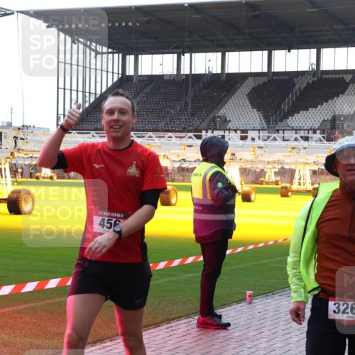 07.12.2025 - St. Pauli X-Mass-Run No. 15 Luisa Fischer http://msf.ph/oto/9379246 07.12.2025 10:32:48 Ziel 15, 456, 3267, 456, 651, 750, 752, 1942, 1944, 2342, 2343, 2345, 3267, 3716, 4039, 4274, 4275, 4758 meine-sportfotos.de