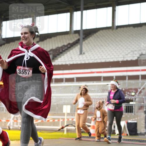 07.12.2025 - St. Pauli X-Mass-Run No. 15 Patografie http://msf.ph/oto/9379274 07.12.2025 10:12:38 Ziel 9, 18, 2758, 2760, 2770, 3040, 3428, 3514, 3551, 3557, 3585, 3799, 3834, 3836 meine-sportfotos.de
