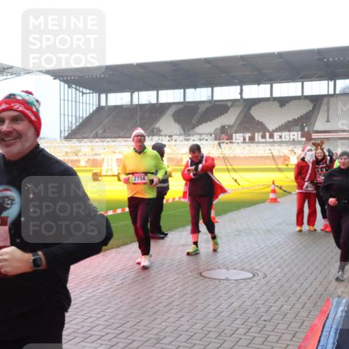 07.12.2025 - St. Pauli X-Mass-Run No. 15 Luisa Fischer http://msf.ph/oto/9379275 07.12.2025 10:06:27 Ziel 30, 805, 2756, 3857, 2, 3, 54, 123, 127, 148, 180, 187, 363, 385, 424, 468, 512, 676, 805, 834, 893, 945, 967, 969, 1119, 1215, 1222, 1788, 1789, 1791, 1832, 1937, 2756, 2757, 2894, 2968, 3093, 3172, 3196, 3231, 3812, 3814, 3857, 3859, 3877, 4194, 4195, 4235, 4236, 4237, 4246, 4251, 4552, 4555, 4559, 4560, 4657, 4665, 4670, 4672, 4676, 4677, 4736, 4739 meine-sportfotos.de