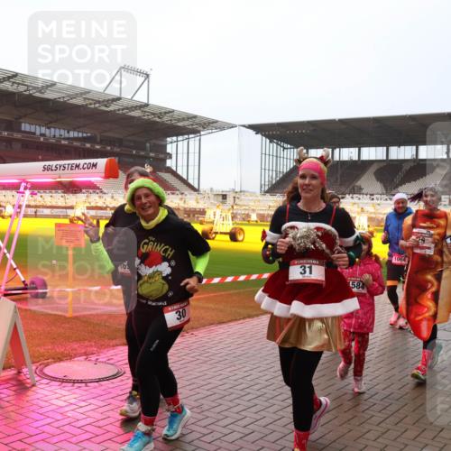 07.12.2025 - St. Pauli X-Mass-Run No. 15 Luisa Fischer http://msf.ph/oto/9379290 07.12.2025 11:11:11 Ziel 31, 584, 30, 1064, 066, 1626, 29, 30, 31, 42, 48, 49, 53, 122, 134, 660, 667, 669, 745, 980, 1064, 1066, 1298, 1299, 1380, 1398, 1400, 1402, 1584, 1626, 1692, 1694, 1697, 1739, 1740, 2371, 2616, 3124, 3136, 4574 meine-sportfotos.de