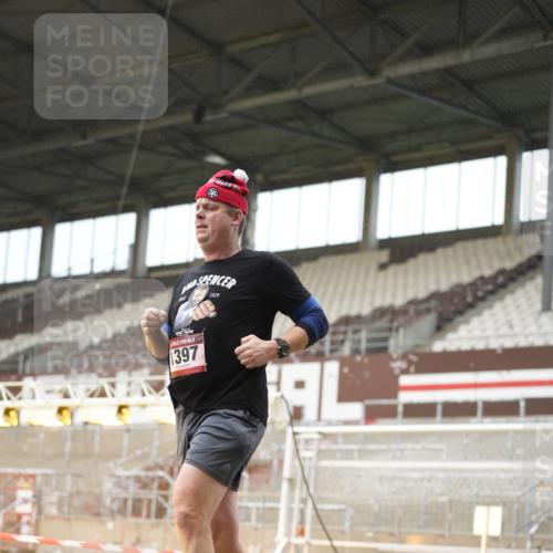 07.12.2025 - St. Pauli X-Mass-Run No. 15 Patografie http://msf.ph/oto/9379356 07.12.2025 10:12:55 Ziel 9, 18, 80, 938, 1397, 2687, 2711, 2712, 4487 meine-sportfotos.de