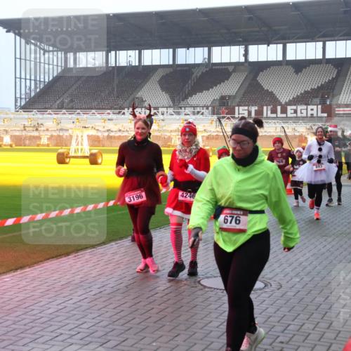 07.12.2025 - St. Pauli X-Mass-Run No. 15 Luisa Fischer http://msf.ph/oto/9379426 07.12.2025 10:06:40 Ziel 3196, 4246, 676, 969, 893, 399, 12, 2366, 2, 3, 34, 127, 148, 180, 187, 424, 468, 562, 676, 805, 834, 893, 967, 969, 1119, 1369, 1479, 1480, 1788, 1789, 1791, 1832, 1937, 1946, 2756, 2757, 2894, 2968, 3093, 3172, 3196, 3213, 3232, 3534, 3535, 3536, 3537, 3812, 3814, 3857, 3859, 3877, 4194, 4195, 4235, 4236, 4237, 4246, 4251, 4459, 4657, 4665, 4670, 4672, 4676, 4677, 4736, 4739 meine-sportfotos.de