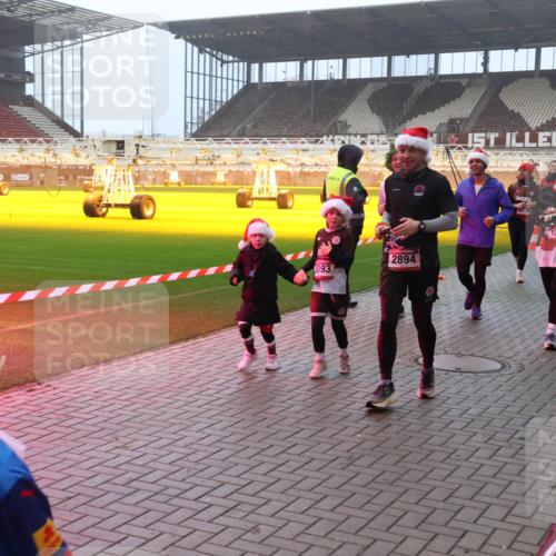 07.12.2025 - St. Pauli X-Mass-Run No. 15 Luisa Fischer http://msf.ph/oto/9379490 07.12.2025 10:06:45 Ziel 3093, 2894, 4736, 1394, 399, 2366, 34, 127, 148, 150, 180, 187, 424, 468, 562, 676, 805, 834, 893, 967, 969, 1119, 1369, 1479, 1480, 1788, 1832, 1937, 1946, 2756, 2757, 2894, 2968, 3093, 3172, 3196, 3213, 3232, 3534, 3535, 3536, 3537, 3812, 3814, 3857, 3859, 3877, 3970, 3971, 4235, 4236, 4237, 4246, 4251, 4459, 4657, 4665, 4670, 4672, 4676, 4677, 4736, 4739 meine-sportfotos.de