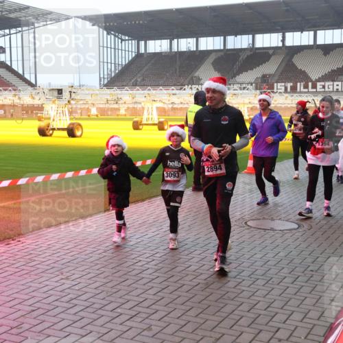 07.12.2025 - St. Pauli X-Mass-Run No. 15 Luisa Fischer http://msf.ph/oto/9379492 07.12.2025 10:06:45 Ziel 3093, 2894, 4736, 1394, 739, 399, 2366, 34, 127, 148, 150, 180, 187, 424, 468, 562, 676, 805, 834, 893, 967, 969, 1119, 1369, 1479, 1480, 1788, 1832, 1937, 1946, 2756, 2757, 2894, 2968, 3093, 3172, 3196, 3213, 3232, 3534, 3535, 3536, 3537, 3812, 3814, 3857, 3859, 3877, 3970, 3971, 4235, 4236, 4237, 4246, 4251, 4459, 4657, 4665, 4670, 4672, 4676, 4677, 4736, 4739 meine-sportfotos.de