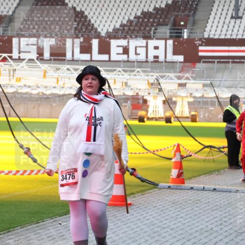 07.12.2025 - St. Pauli X-Mass-Run No. 15 Luisa Fischer http://msf.ph/oto/9379863 07.12.2025 10:36:49 Ziel 5, 3476, 308, 4599, 4591, 350, 511, 717, 833, 2948, 3089, 3382, 3476, 4200, 4591, 4597, 4599 meine-sportfotos.de