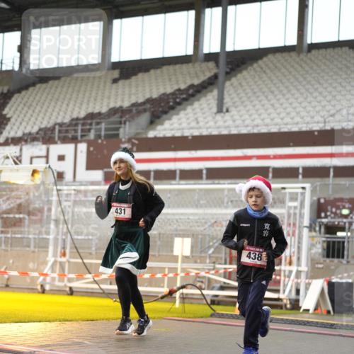 07.12.2025 - St. Pauli X-Mass-Run No. 15 Patografie http://msf.ph/oto/9379917 07.12.2025 10:15:09 Ziel 308, 431, 438, 762, 1180, 1183, 2666, 2667, 2668, 2883, 2891, 3103, 3741 meine-sportfotos.de