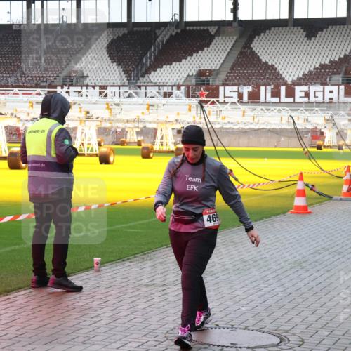 07.12.2025 - St. Pauli X-Mass-Run No. 15 Luisa Fischer http://msf.ph/oto/9380072 07.12.2025 10:37:36 Ziel 469, 37, 503, 511, 521, 665, 833, 2349, 2351, 2615, 3056, 3090, 3214, 3263, 4690, 4691, 4693, 4761 meine-sportfotos.de