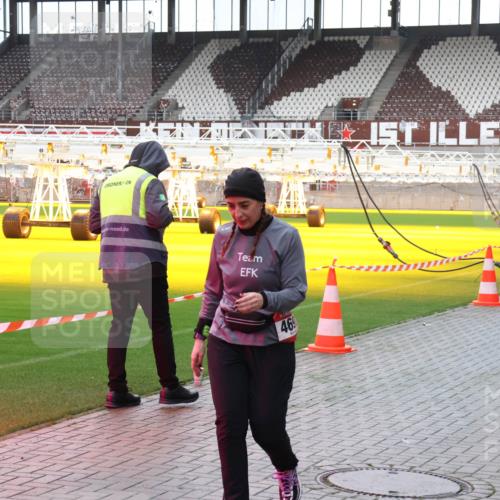 07.12.2025 - St. Pauli X-Mass-Run No. 15 Luisa Fischer http://msf.ph/oto/9380078 07.12.2025 10:37:36 Ziel 469, 37, 503, 511, 521, 665, 833, 2349, 2351, 2615, 3056, 3090, 3214, 3263, 4690, 4691, 4693, 4761 meine-sportfotos.de