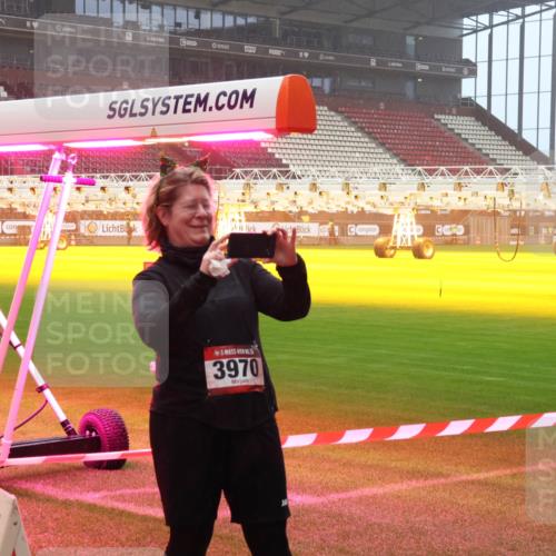 07.12.2025 - St. Pauli X-Mass-Run No. 15 Luisa Fischer http://msf.ph/oto/9380117 07.12.2025 10:08:28 Ziel 5, 3970, 1447, 1449, 1905, 2691, 2692, 2746, 3627, 3628, 4231, 4623, 4624, 4626, 4734, 4737, 4740 meine-sportfotos.de