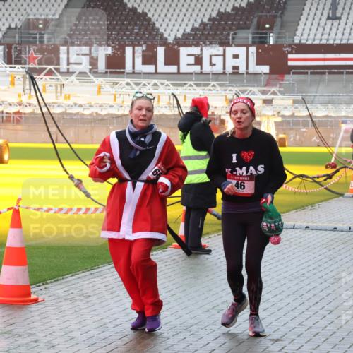 07.12.2025 - St. Pauli X-Mass-Run No. 15 Luisa Fischer http://msf.ph/oto/9380247 07.12.2025 11:13:00 Ziel 46, 489, 114, 46, 76, 79, 218, 416, 489, 494, 597, 605, 663, 671, 682, 718, 836, 839, 888, 1142, 1246, 1261, 1278, 1420, 1422, 1423, 1609, 1610, 2858, 3167, 4794, 4795, 4796, 4802, 4804 meine-sportfotos.de