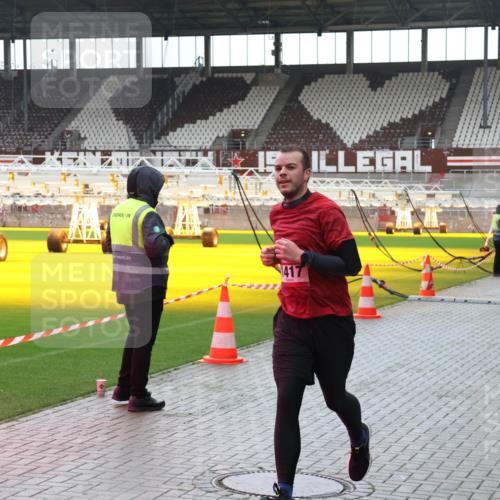 07.12.2025 - St. Pauli X-Mass-Run No. 15 Luisa Fischer http://msf.ph/oto/9380266 07.12.2025 10:39:36 Ziel 417, 981, 1250, 1255, 1417, 1796, 1889, 2827, 2828, 2943, 3058, 3061 meine-sportfotos.de