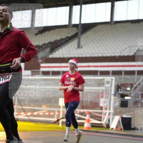 07.12.2025 - St. Pauli X-Mass-Run No. 15 Patografie http://msf.ph/oto/9380448 07.12.2025 10:17:13 Ziel 257, 268, 3229, 3522, 3874, 3987, 4114, 4339, 4764 meine-sportfotos.de