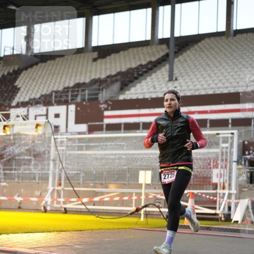 07.12.2025 - St. Pauli X-Mass-Run No. 15 Patografie http://msf.ph/oto/9380513 07.12.2025 10:17:23 Ziel 257, 268, 2688, 2725, 2952, 4114, 4339, 4764 meine-sportfotos.de