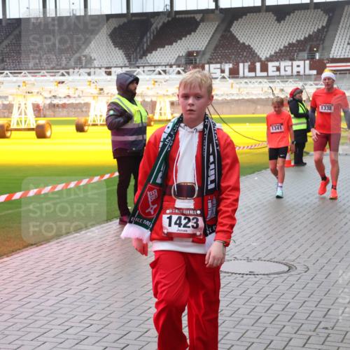 07.12.2025 - St. Pauli X-Mass-Run No. 15 Luisa Fischer http://msf.ph/oto/9380581 07.12.2025 11:14:14 Ziel 5, 1423, 1341, 1338, 274, 375, 425, 475, 585, 708, 1111, 1114, 1338, 1341, 1664, 2125, 2773 meine-sportfotos.de