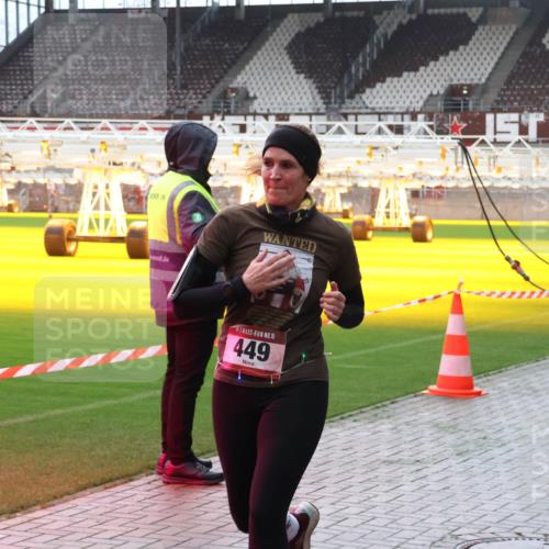 07.12.2025 - St. Pauli X-Mass-Run No. 15 Luisa Fischer http://msf.ph/oto/9380617 07.12.2025 10:41:29 Ziel 15, 449, 284, 288, 406, 449, 545, 575, 952, 1153, 1457, 2330, 2331, 2555, 2559, 3047, 3264, 3265, 3407, 3951, 4041, 4304, 4617, 4773, 4856, 4871 meine-sportfotos.de
