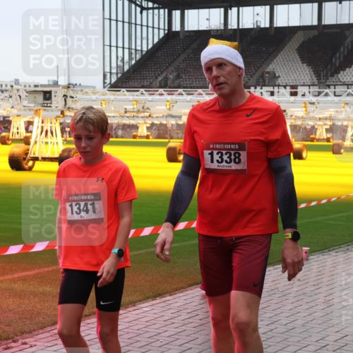 07.12.2025 - St. Pauli X-Mass-Run No. 15 Luisa Fischer http://msf.ph/oto/9380625 07.12.2025 11:14:19 Ziel 15, 1341, 15, 1338, 274, 375, 425, 475, 585, 708, 1111, 1114, 2773 meine-sportfotos.de