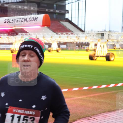 07.12.2025 - St. Pauli X-Mass-Run No. 15 Luisa Fischer http://msf.ph/oto/9380654 07.12.2025 10:41:46 Ziel 1153, 259, 279, 288, 449, 545, 575, 952, 1153, 1275, 2288, 2330, 2331, 2507, 3047, 3264, 3265, 3392, 3951, 4617, 4773, 4871 meine-sportfotos.de
