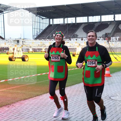 07.12.2025 - St. Pauli X-Mass-Run No. 15 Luisa Fischer http://msf.ph/oto/9380696 07.12.2025 10:41:52 Ziel 15, 3265, 5, 3264, 1275, 4773, 141, 259, 279, 322, 449, 545, 575, 952, 1153, 1275, 2288, 2330, 2331, 2507, 2563, 3047, 3392, 3951, 4617, 4773 meine-sportfotos.de