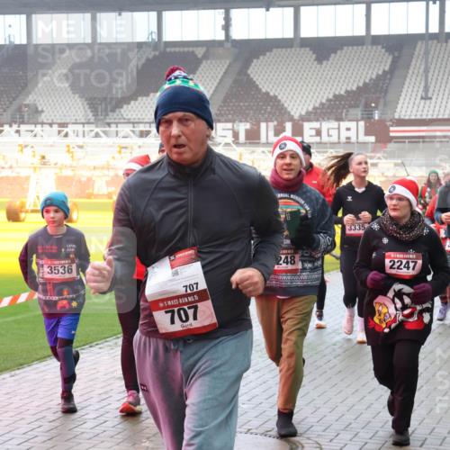 07.12.2025 - St. Pauli X-Mass-Run No. 15 Luisa Fischer http://msf.ph/oto/9380738 07.12.2025 10:09:15 Ziel 3536, 3335, 707, 15, 707, 248, 2247, 3332, 19, 390, 707, 786, 789, 947, 1002, 1031, 1176, 1461, 1465, 1570, 1575, 1576, 2126, 2247, 2248, 2521, 2650, 2746, 3212, 3300, 3332, 3335, 3484, 3495, 3671, 3759, 3891, 3904, 3907, 4066, 4067, 4068, 4113, 4205, 4232, 4234, 4451 meine-sportfotos.de