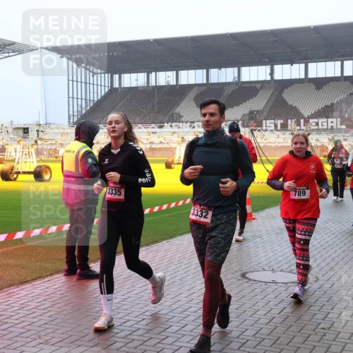 07.12.2025 - St. Pauli X-Mass-Run No. 15 Luisa Fischer http://msf.ph/oto/9380763 07.12.2025 10:09:19 Ziel 15, 3534, 3335, 3332, 789, 1176, 1031, 19, 390, 707, 786, 789, 947, 1002, 1031, 1176, 1461, 1465, 1570, 1575, 1576, 2126, 2247, 2248, 2521, 2650, 3212, 3300, 3332, 3335, 3484, 3495, 3671, 3759, 3891, 3904, 3907, 4066, 4067, 4068, 4113, 4205, 4232, 4234, 4451, 4666 meine-sportfotos.de