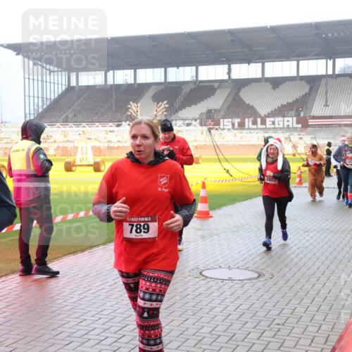 07.12.2025 - St. Pauli X-Mass-Run No. 15 Luisa Fischer http://msf.ph/oto/9380772 07.12.2025 10:09:20 Ziel 15, 789, 3907, 1031, 19, 390, 707, 786, 789, 947, 1002, 1031, 1176, 1461, 1465, 1570, 1575, 1576, 2126, 2247, 2248, 2521, 3212, 3300, 3332, 3335, 3484, 3495, 3671, 3759, 3891, 3904, 3907, 4066, 4067, 4068, 4113, 4205, 4232, 4234, 4451, 4666 meine-sportfotos.de