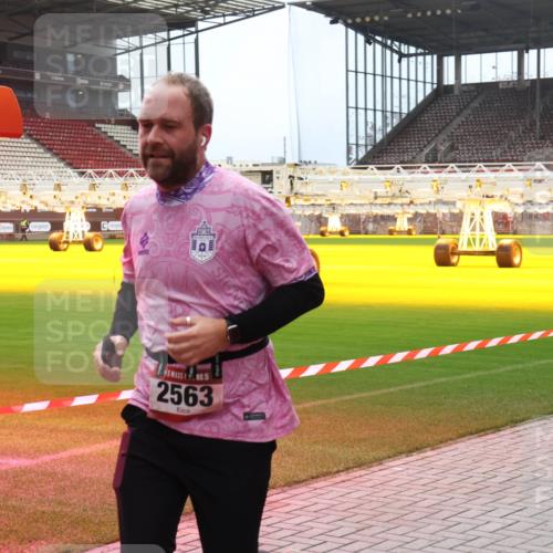 07.12.2025 - St. Pauli X-Mass-Run No. 15 Luisa Fischer http://msf.ph/oto/9380795 07.12.2025 10:42:11 Ziel 15, 2563, 141, 259, 279, 322, 968, 1266, 1275, 1674, 1675, 1676, 2288, 2330, 2331, 2507, 2563, 2829, 2831, 3392 meine-sportfotos.de