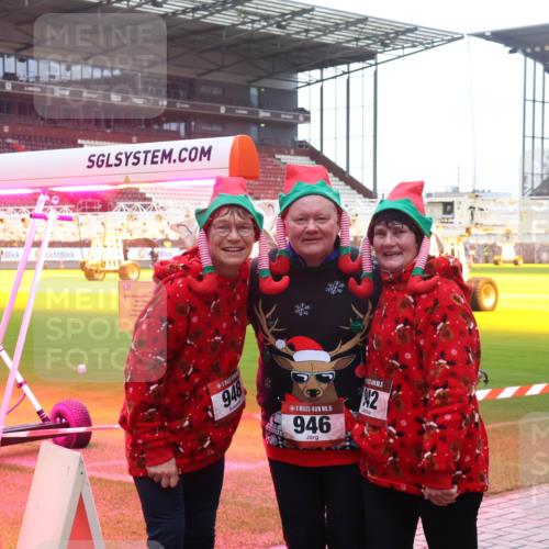 07.12.2025 - St. Pauli X-Mass-Run No. 15 Luisa Fischer http://msf.ph/oto/9380917 07.12.2025 11:15:32 Ziel 4, 948, 15, 946, 2, 313, 391, 922, 1218, 1282, 1623, 1627, 1662, 1778, 1798, 1804, 1807, 2211, 3133, 4010 meine-sportfotos.de