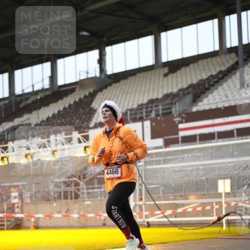 07.12.2025 - St. Pauli X-Mass-Run No. 15 Patografie http://msf.ph/oto/9380948 07.12.2025 10:19:12 Ziel 3455, 3695, 3724, 4115, 4330, 4436, 4437, 4438, 4466, 4473, 4475, 4498 meine-sportfotos.de