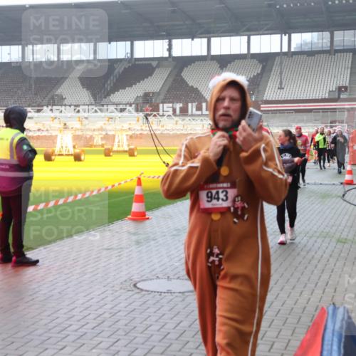 07.12.2025 - St. Pauli X-Mass-Run No. 15 Luisa Fischer http://msf.ph/oto/9380967 07.12.2025 10:09:39 Ziel 943, 19, 390, 786, 789, 800, 881, 896, 899, 947, 960, 1002, 1031, 1176, 1243, 1248, 1461, 1465, 1570, 1575, 1576, 1718, 2126, 2521, 3300, 3332, 3335, 3484, 3493, 3756, 3891, 3904, 3907, 4066, 4067, 4068, 4113, 4666 meine-sportfotos.de