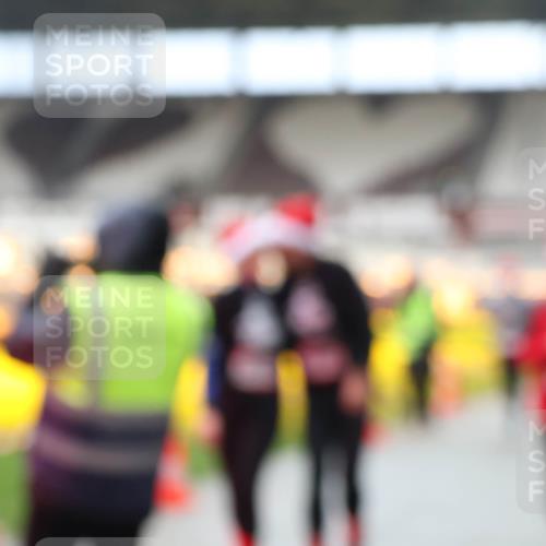 07.12.2025 - St. Pauli X-Mass-Run No. 15 Luisa Fischer http://msf.ph/oto/9381090 07.12.2025 10:43:49 Ziel 74, 84, 296, 559, 706, 1053, 1301, 1616, 1814, 1913, 1936, 2052, 2053, 2336, 2337, 2459, 2487, 2647, 2724, 2726, 2761, 2762, 2802, 2901, 3022, 3038, 3226, 3237, 3381, 4095, 4096, 4104, 4161, 4621 meine-sportfotos.de