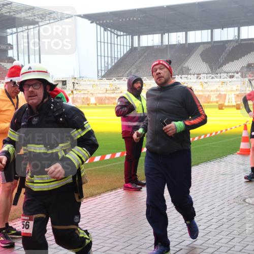 07.12.2025 - St. Pauli X-Mass-Run No. 15 Luisa Fischer http://msf.ph/oto/9381095 07.12.2025 10:09:59 Ziel 56, 4113, 800, 881, 896, 899, 960, 1026, 1172, 1191, 1243, 1248, 1718, 3493, 3756, 4113, 4666 meine-sportfotos.de