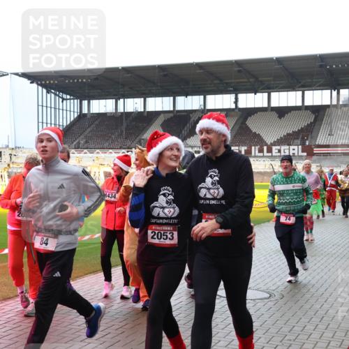 07.12.2025 - St. Pauli X-Mass-Run No. 15 Luisa Fischer http://msf.ph/oto/9381114 07.12.2025 10:43:53 Ziel 20, 84, 1434, 15, 2053, 74, 4045, 4441, 4046, 74, 84, 559, 706, 1053, 1301, 1616, 1814, 1913, 1936, 2052, 2053, 2336, 2337, 2459, 2487, 2647, 2724, 2726, 2761, 2762, 2767, 2802, 2901, 3022, 3038, 3100, 3226, 3237, 3381, 4095, 4096, 4104, 4161, 4621 meine-sportfotos.de