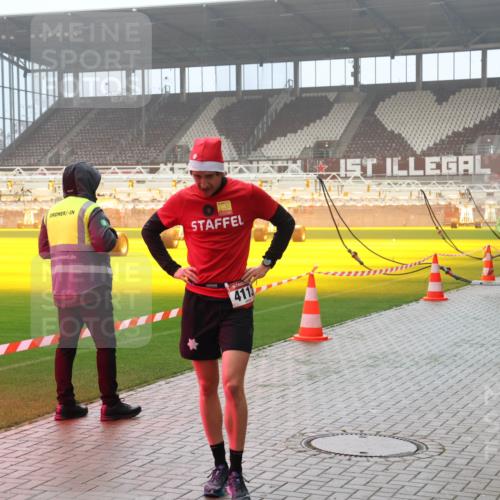 07.12.2025 - St. Pauli X-Mass-Run No. 15 Luisa Fischer http://msf.ph/oto/9381122 07.12.2025 10:10:01 Ziel 4113, 800, 1172, 800, 881, 896, 899, 960, 989, 1026, 1172, 1191, 1243, 1248, 1256, 1257, 1718, 3493, 3756, 4113, 4666 meine-sportfotos.de