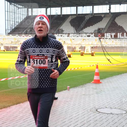 07.12.2025 - St. Pauli X-Mass-Run No. 15 Luisa Fischer http://msf.ph/oto/9381194 07.12.2025 10:44:11 Ziel 15, 3100, 32, 74, 84, 179, 559, 706, 1053, 1616, 1651, 1913, 2459, 2487, 2499, 2647, 2767, 2950, 2955, 3022, 3038, 3100, 3226, 3237, 4095, 4096, 4104, 4254, 4255 meine-sportfotos.de