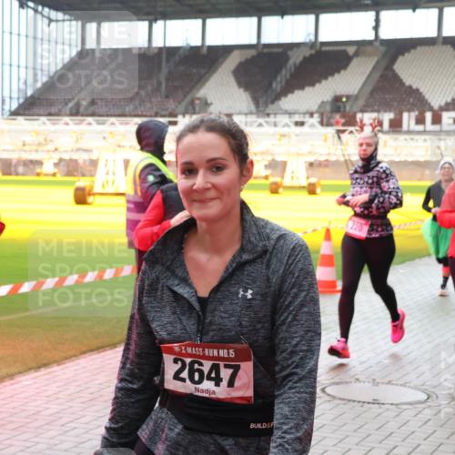 07.12.2025 - St. Pauli X-Mass-Run No. 15 Luisa Fischer http://msf.ph/oto/9381270 07.12.2025 10:44:45 Ziel 15, 2647, 361, 32, 179, 220, 571, 1051, 1059, 1060, 1089, 1421, 1651, 1947, 1948, 2321, 2325, 2357, 2359, 2499, 2950, 2955, 3012, 3132, 4254, 4255 meine-sportfotos.de
