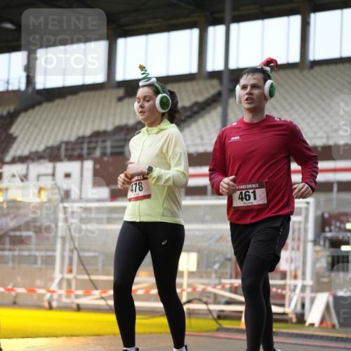 07.12.2025 - St. Pauli X-Mass-Run No. 15 Patografie http://msf.ph/oto/9381288 07.12.2025 10:20:22 Ziel 447, 452, 461, 478, 2187, 2855, 3473, 3832, 4116, 4490, 4503, 4523 meine-sportfotos.de