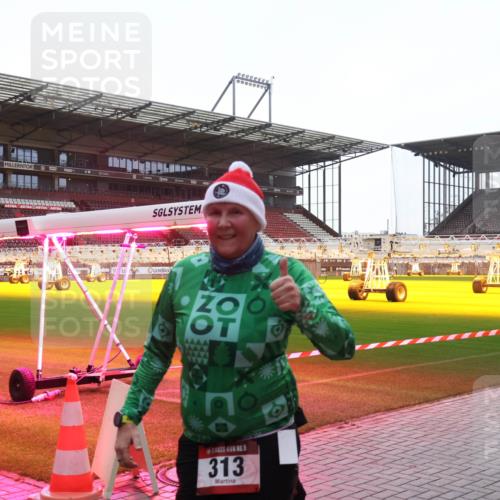 07.12.2025 - St. Pauli X-Mass-Run No. 15 Luisa Fischer http://msf.ph/oto/9381322 07.12.2025 11:16:14 Ziel 5, 313, 8, 14, 372, 391, 1282, 2194, 2195, 2464, 3326 meine-sportfotos.de